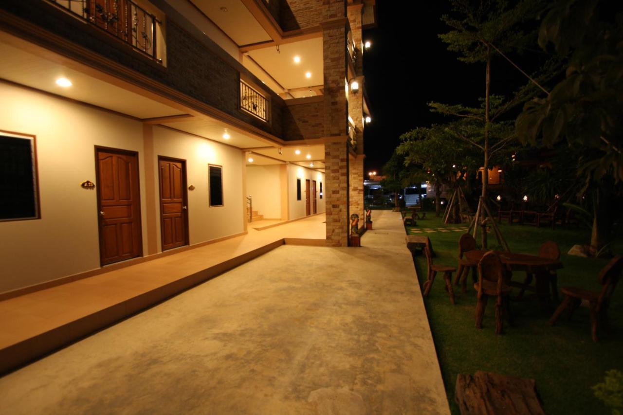 Pn Gold Resort Bang Saen Luaran gambar