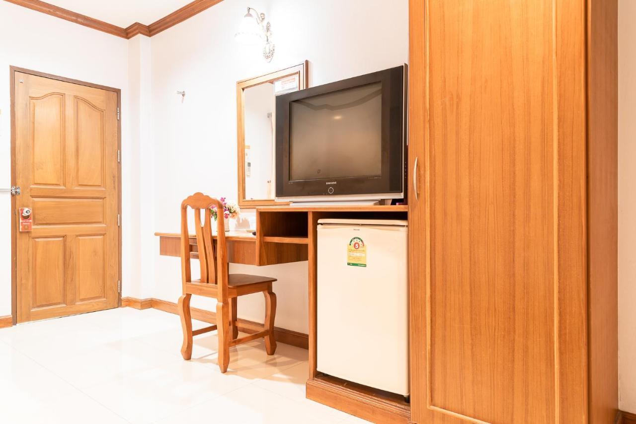 Pn Gold Resort Bang Saen Luaran gambar