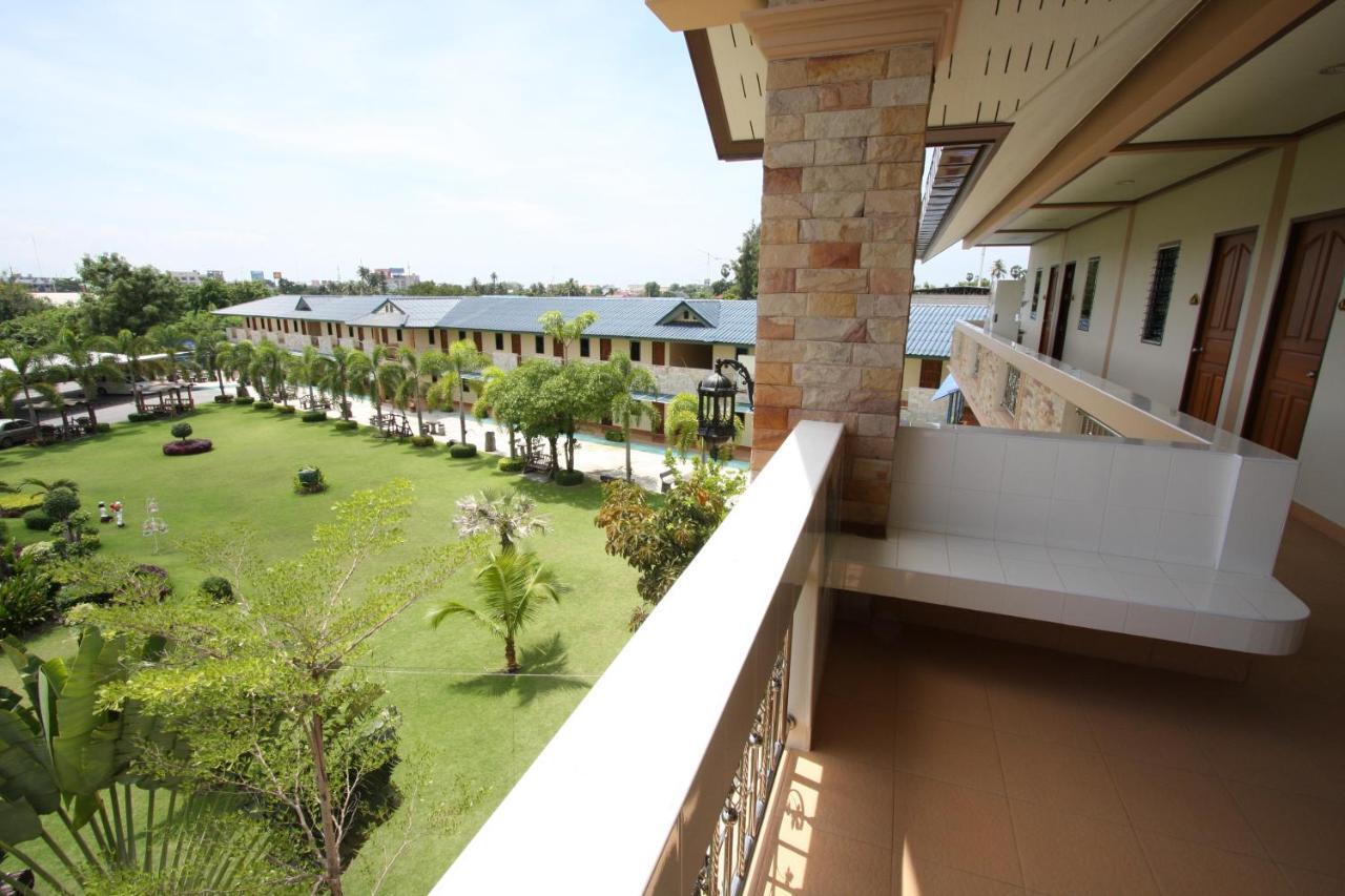 Pn Gold Resort Bang Saen Luaran gambar