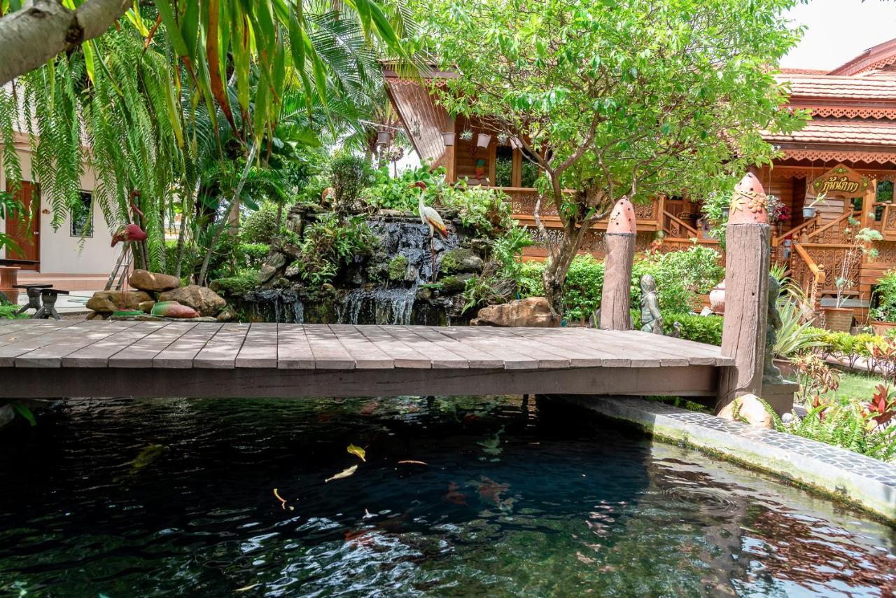 Pn Gold Resort Bang Saen Luaran gambar