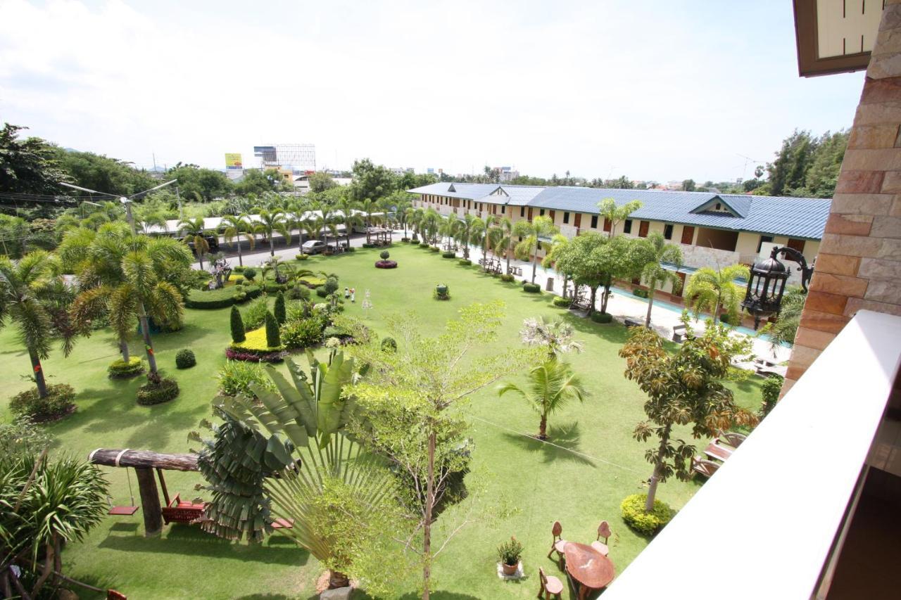 Pn Gold Resort Bang Saen Luaran gambar